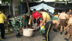 Gotong Royong Pembersihan di Pasar Banjar